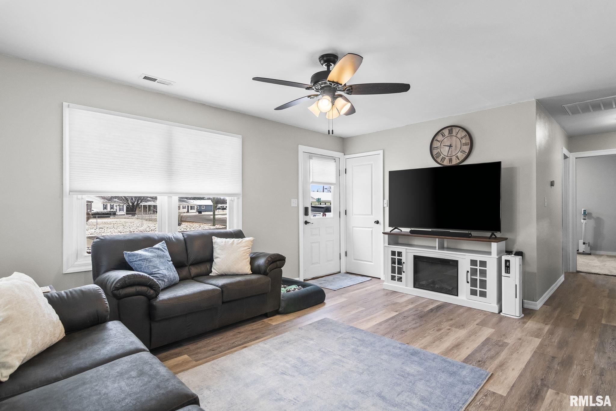 2314 Ramsey Road Springfield, IL 62702 - Photo 5 of 30