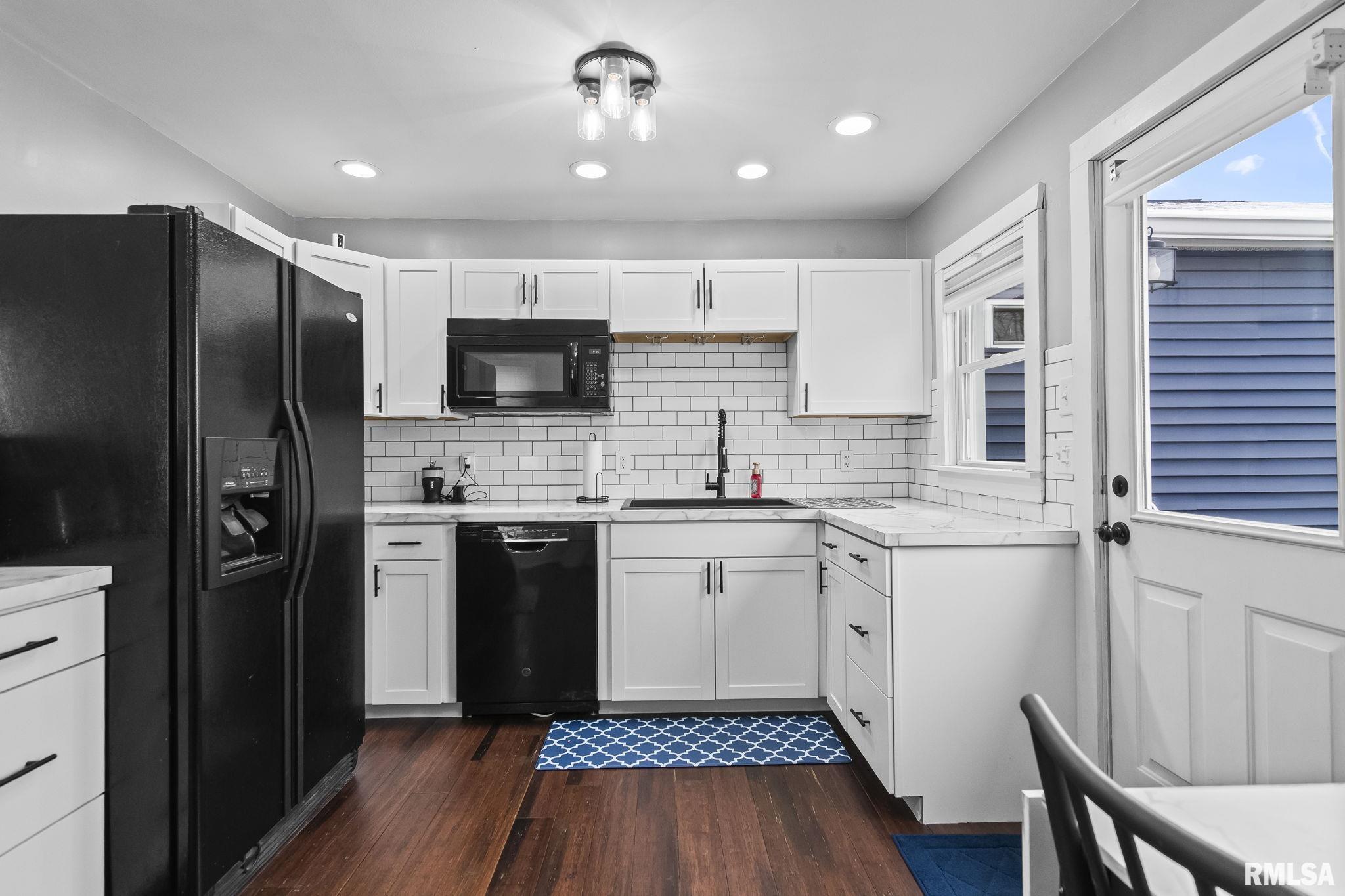 2314 Ramsey Road Springfield, IL 62702 - Photo 9 of 30