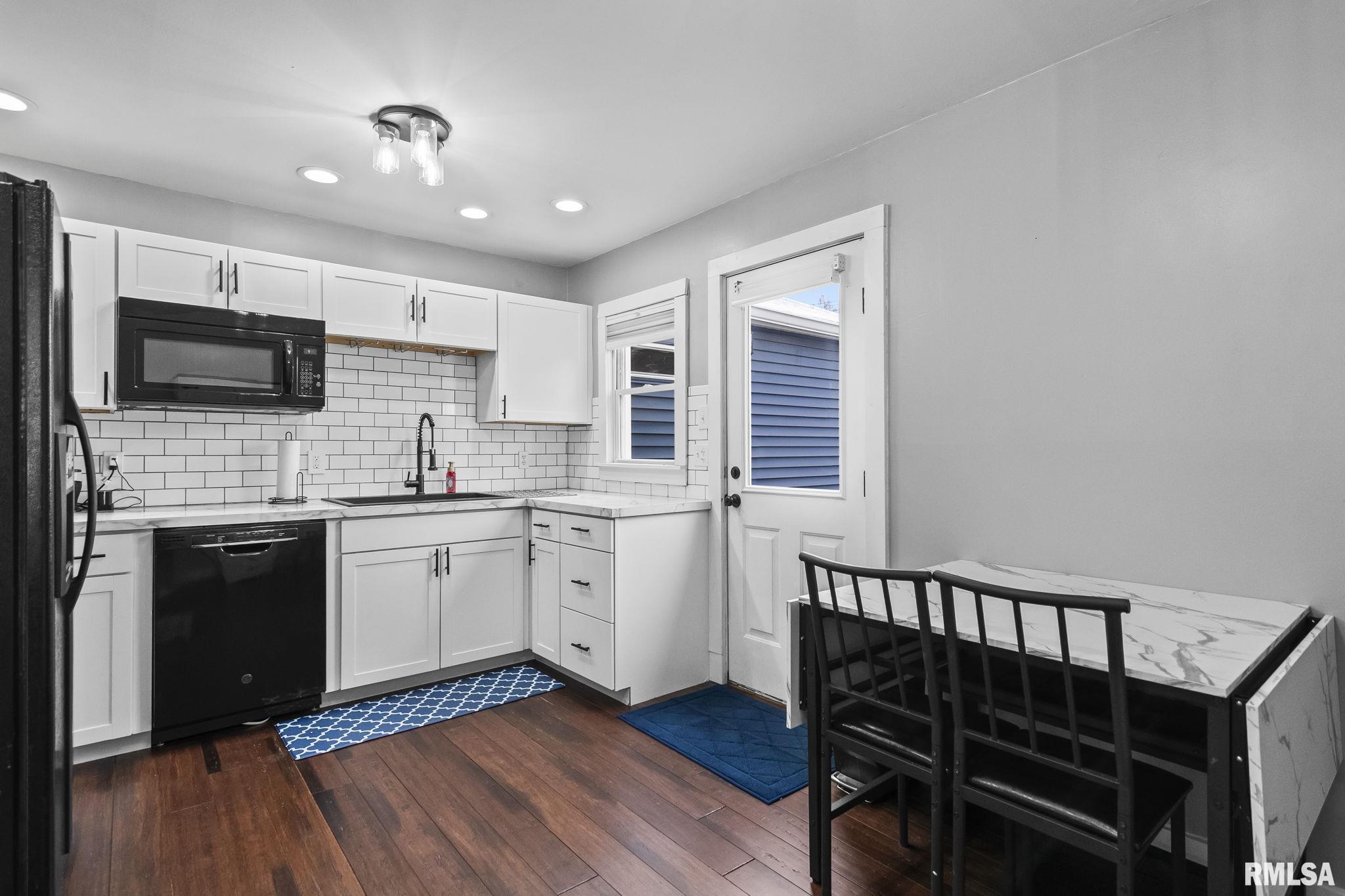 2314 Ramsey Road Springfield, IL 62702 - Photo 10 of 30