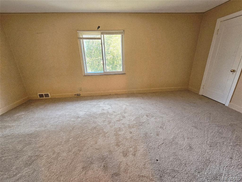 9585 Terry Street Detroit, MI 48227 - Photo 29 of 39