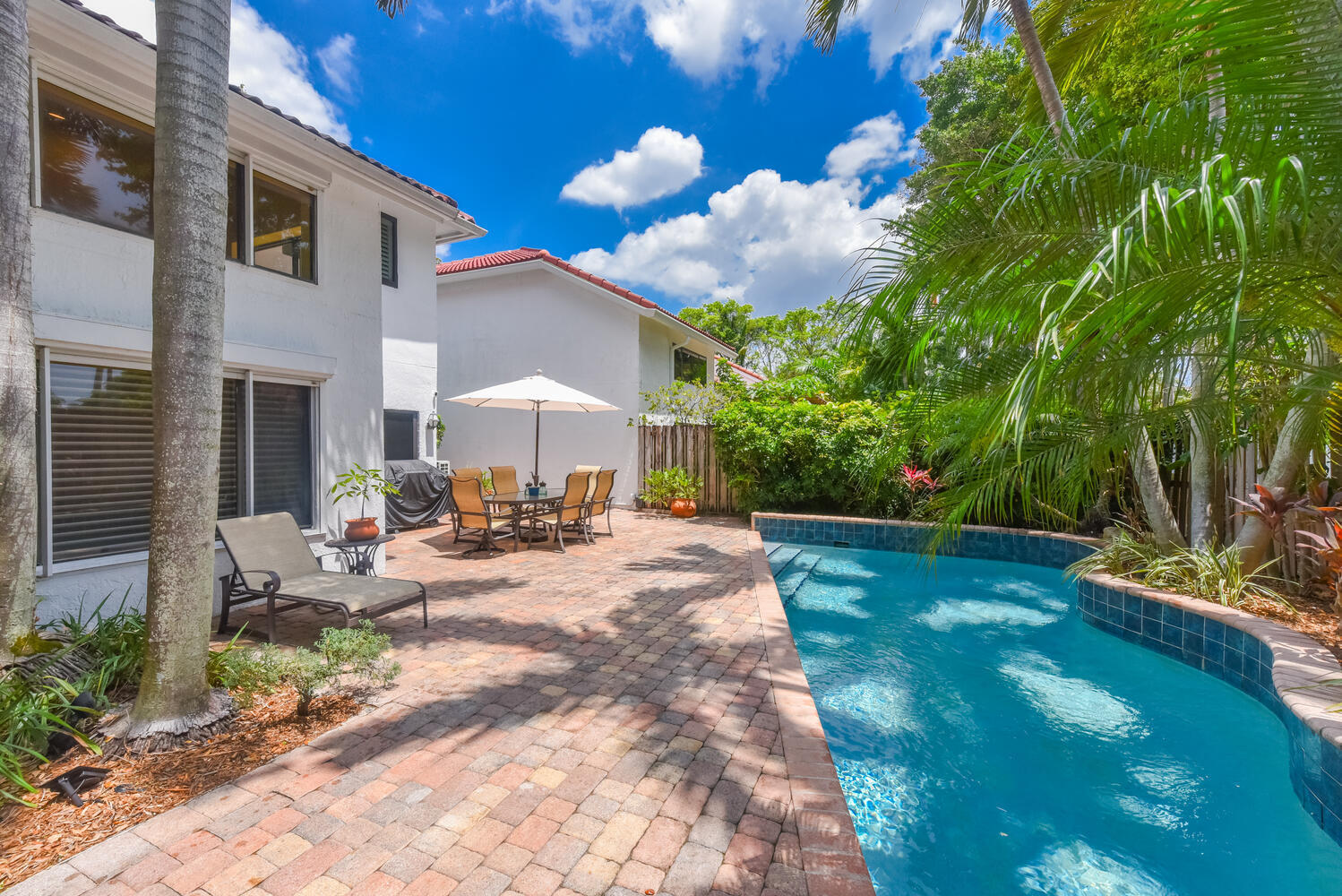 5620 Amersham Way Boca Raton, FL 33486 - Photo 38 of 49 5620 Amersham Way Boca Raton-large-045-0