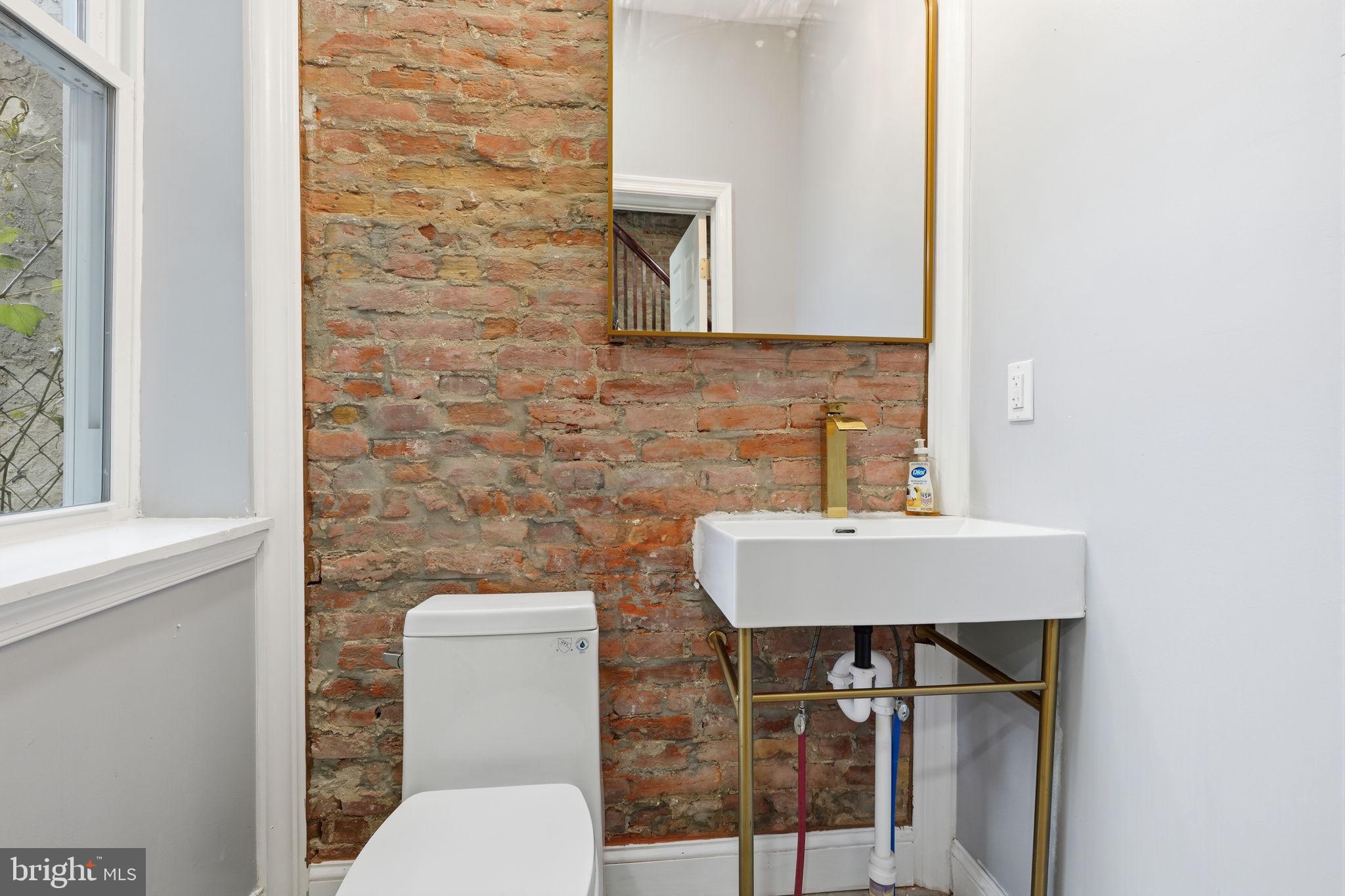 2916 Page Street Philadelphia, PA 19121 - Photo 9 of 31