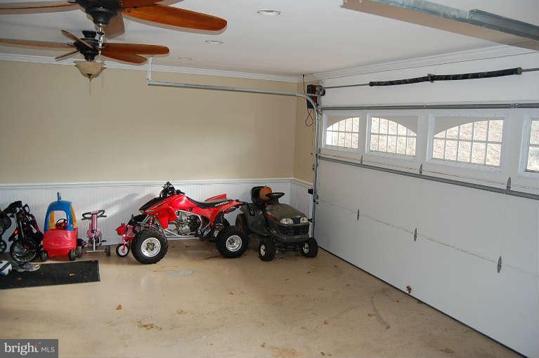 128 South River Clubhouse Road Edgewater, MD 21037 - Photo 7 of 30 Interior (General)