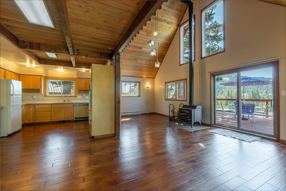 19466 Donner Pass Road Soda Springs, CA 95728 - Photo 5 of 21 Gallery Image 5