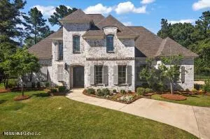 $921,300 | 404 Edgewood Drive, Madison, MS 39110