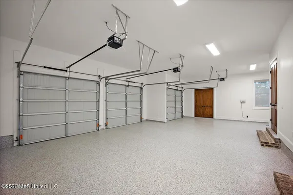 $921,300 | 404 Edgewood Drive, Madison, MS 39110