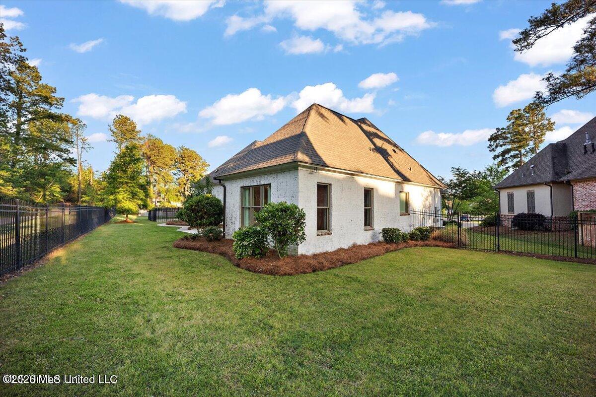404 Edgewood Drive Madison, MS 39110 - Photo 49 of 54 20240510213450925614000000-o