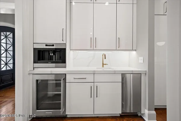 $921,300 | 404 Edgewood Drive, Madison, MS 39110