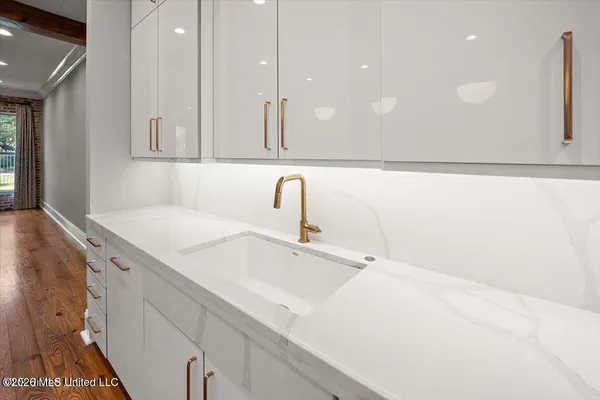 $921,300 | 404 Edgewood Drive, Madison, MS 39110