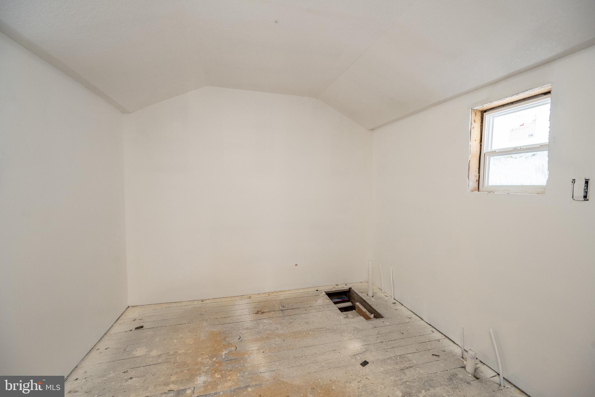 43 Sloan Tract Road Oakland, MD 21550 - Photo 30 of 47 Blank canvas awaiting your personal touch.