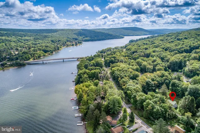 $324,900 | 43 Sloan Tract Road, Oakland, MD 21550