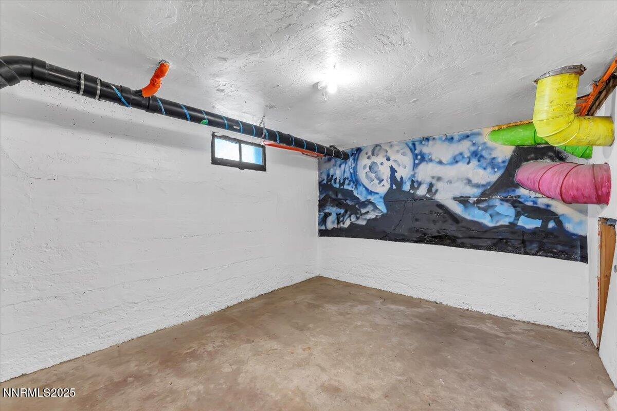 1145 Seminary Avenue Reno, NV 89503 - Photo 26 of 33 30-1145 Seminary Ave Reno NV 89503 (29 o