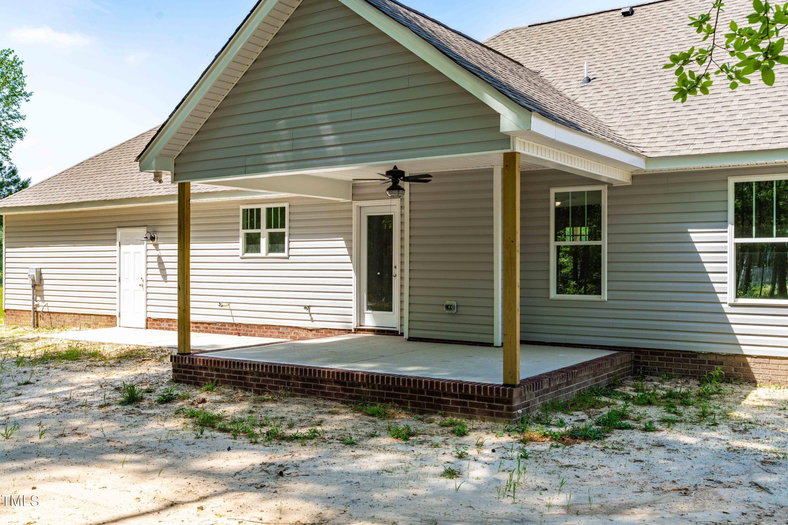 291 Wiggs Road Selma, NC 27576 - Photo 20 of 21 Covered Patio