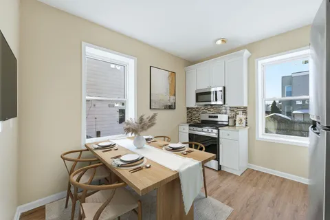 $2,200 | 83 Wilkinson Avenue, Unit 2, Jersey City, NJ 07305