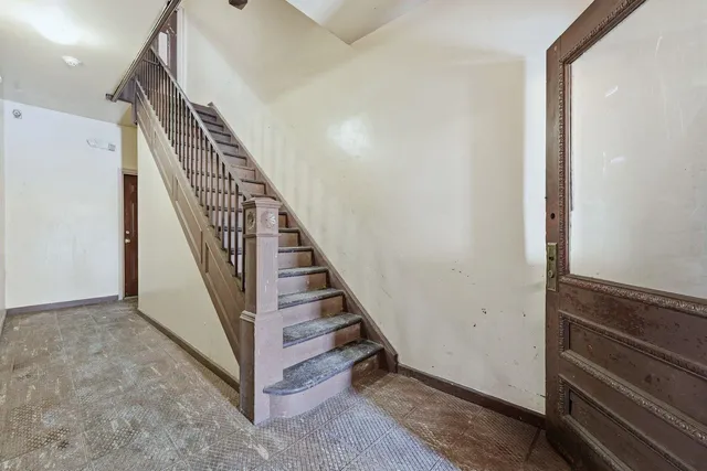 $2,400 | 83 Wilkinson Avenue, Unit 1, Jersey City, NJ 07305