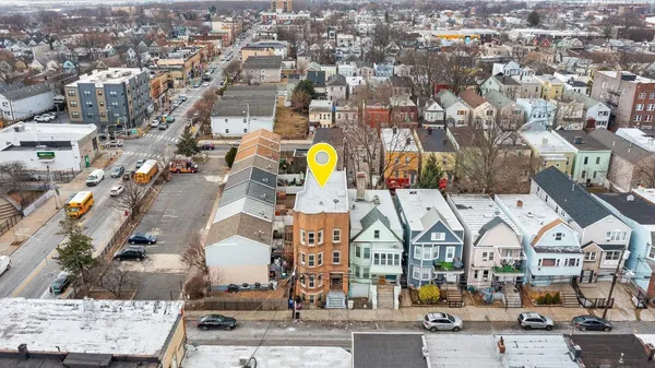 $2,100 | 83 Wilkinson Avenue, Unit 2, Jersey City, NJ 07305