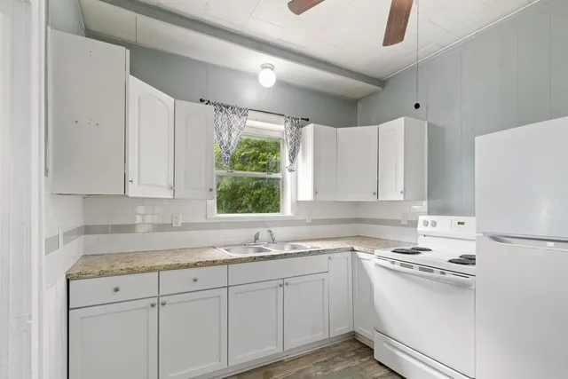 $114,900 | 408 West Trinity Street, Groesbeck, TX 76642