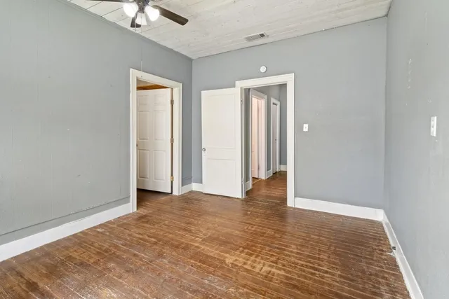 $114,900 | 408 West Trinity Street, Groesbeck, TX 76642