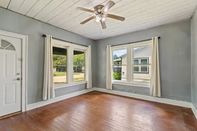 $114,900 | 408 West Trinity Street, Groesbeck, TX 76642