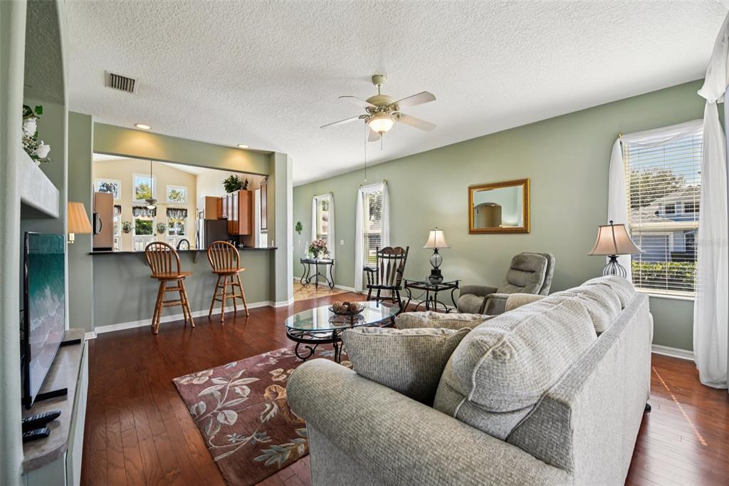 6105 Dory Way Tavares, FL 32778 - Photo 11 of 48