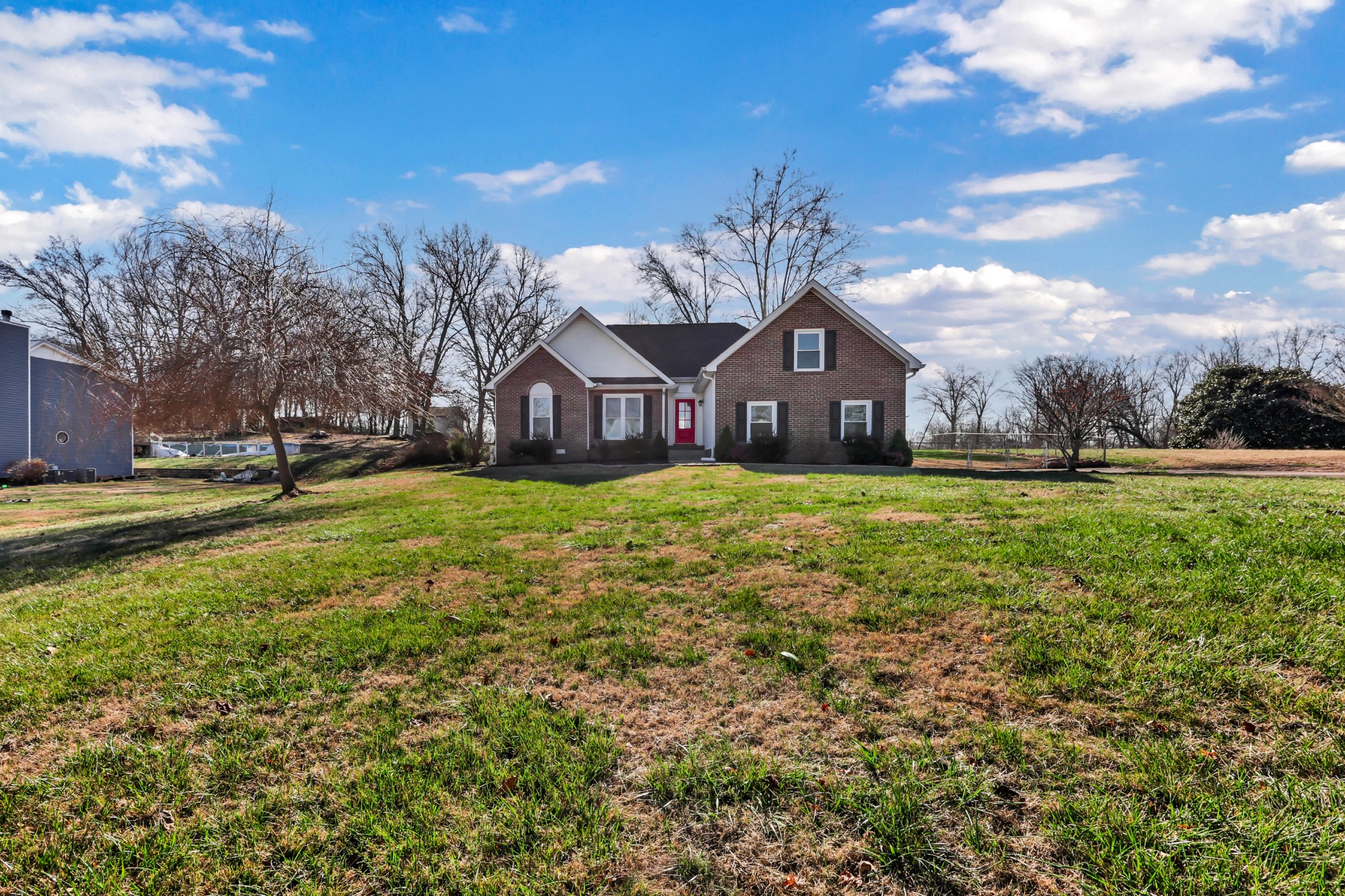 418 Martin Road Clarksville, TN 37042 - Photo 4 of 47