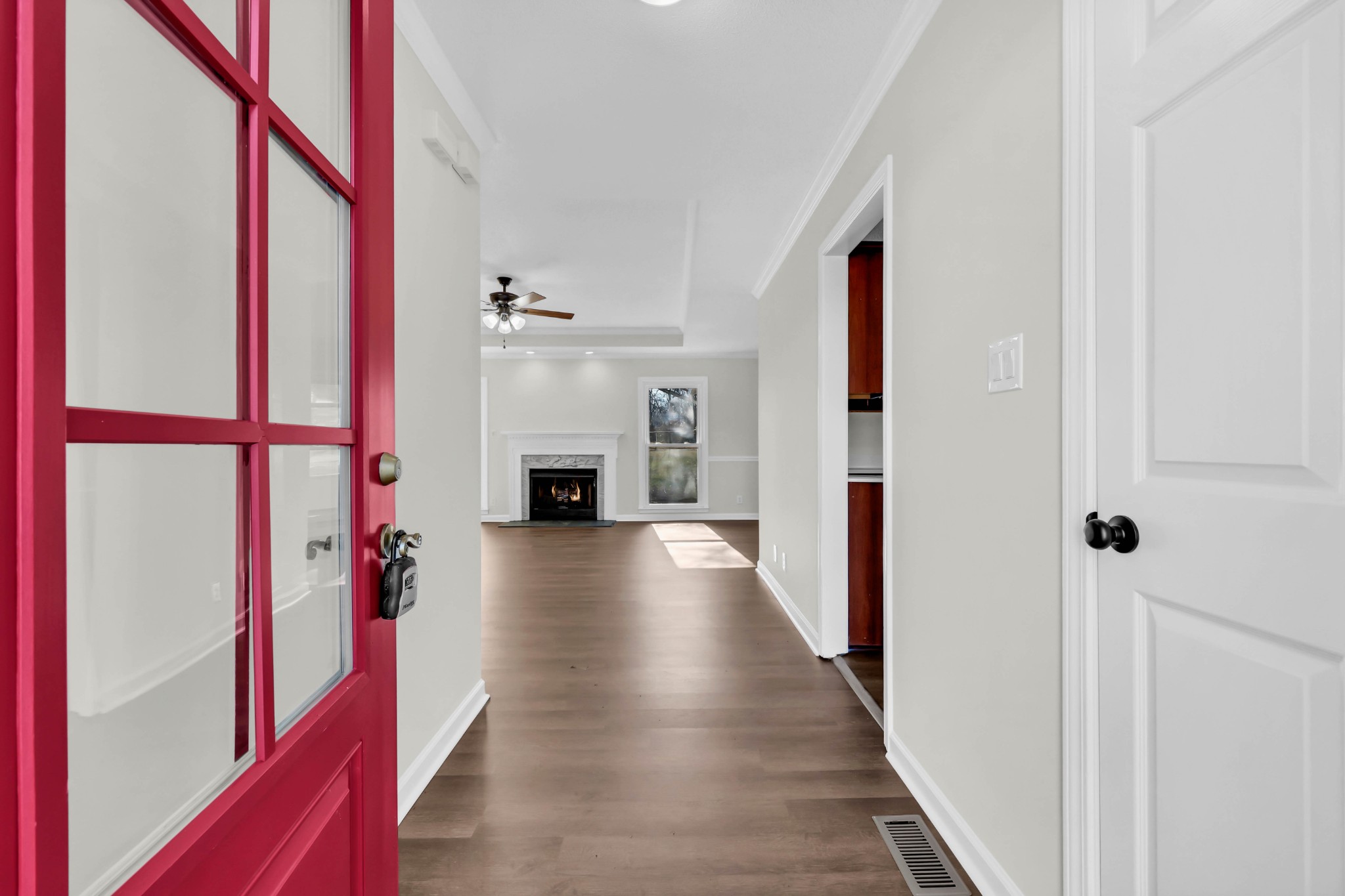 418 Martin Road Clarksville, TN 37042 - Photo 8 of 47