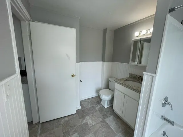 $2,100 | 348 River Street, Unit 2, Haverhill, MA 01832