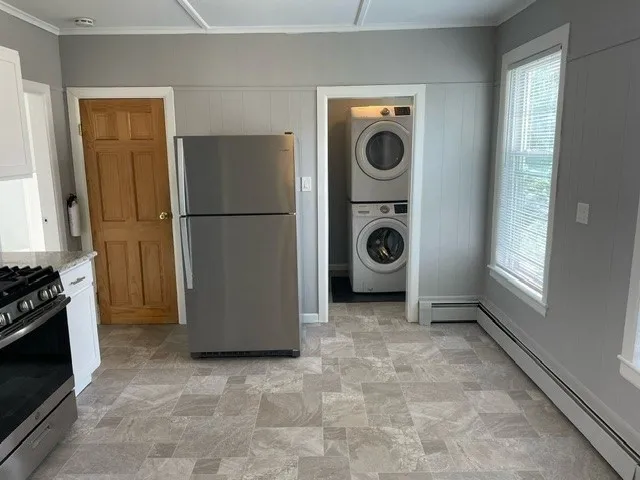 $2,100 | 348 River Street, Unit 2, Haverhill, MA 01832