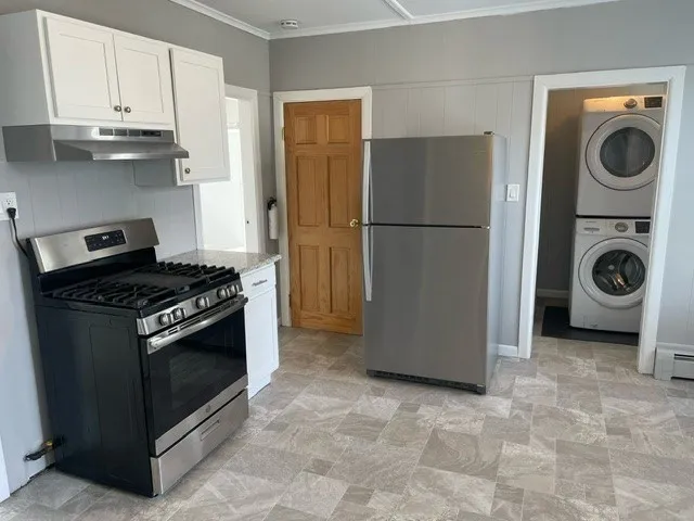 $2,100 | 348 River Street, Unit 2, Haverhill, MA 01832