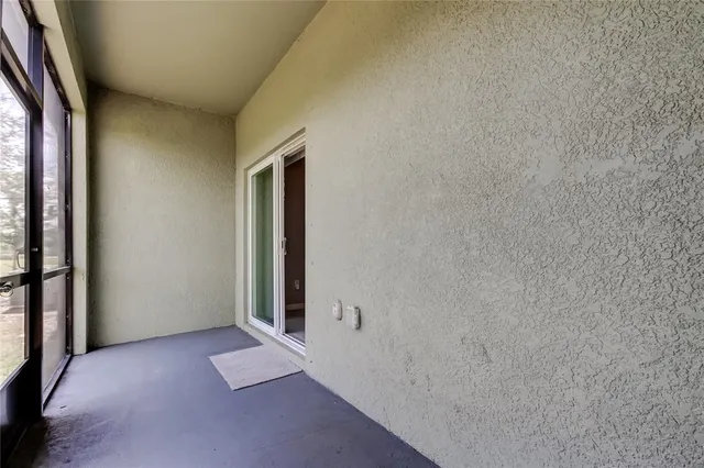 $2,300 | 2182 Lake Sapphire Lane, Lutz, FL 33558