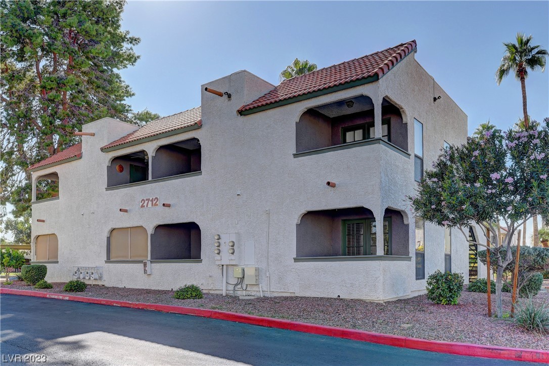 2712 Sunfish Drive, Unit A Henderson, NV 89014 - Photo 3 of 25