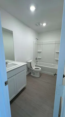 $1,995 | 379 Keefer, Kyle, TX 78640