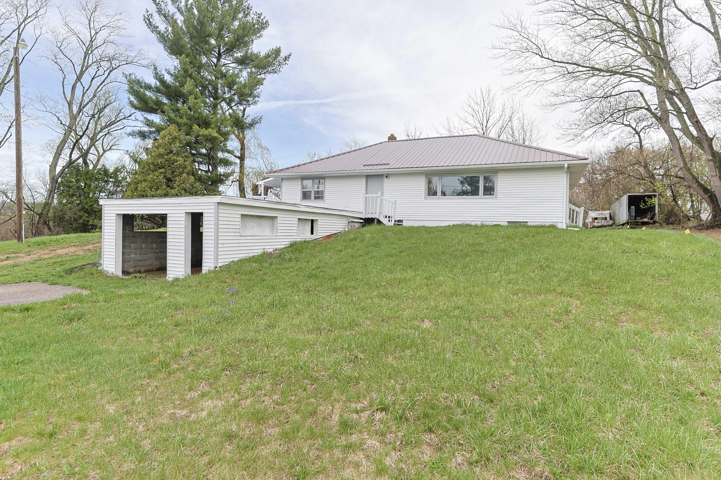 1582 Bakertown Road Buchanan, MI 49107 - Photo 29 of 36 1582 Bakertown_2026_IMG_9016