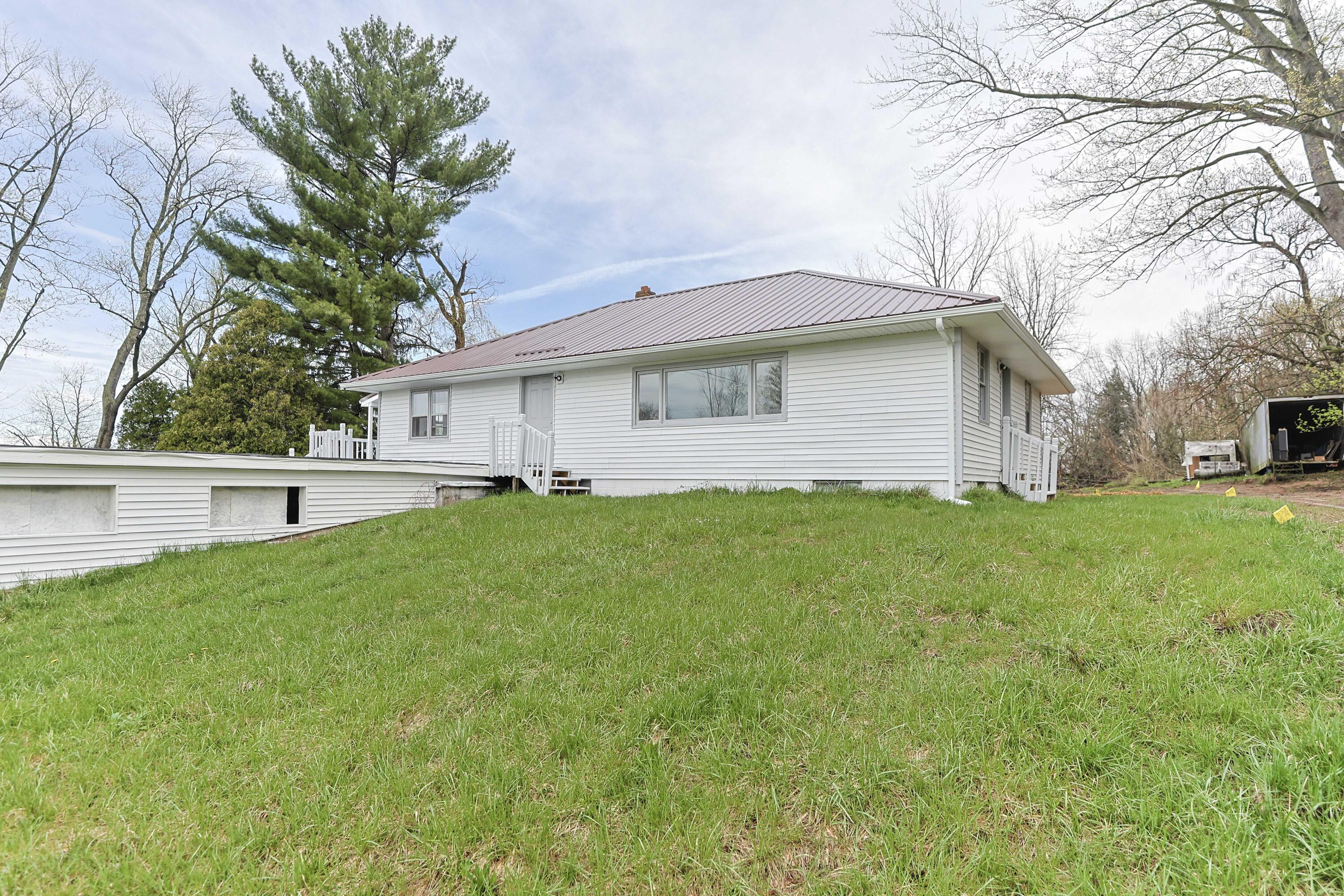 1582 Bakertown Road Buchanan, MI 49107 - Photo 30 of 36 1582 Bakertown_2026_IMG_9017