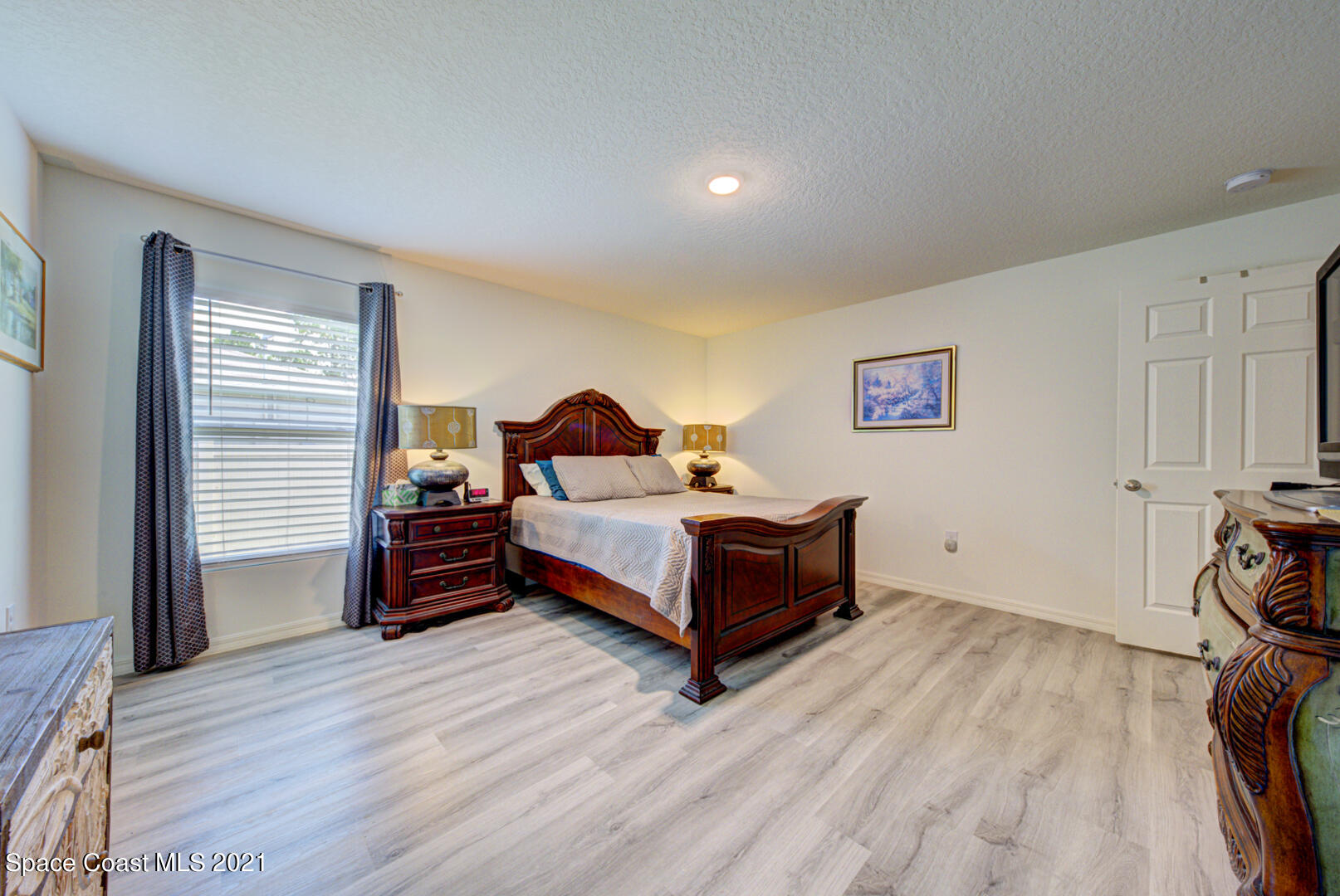999 Commerce Road Southeast Palm Bay, FL 32909 - Photo 34 of 48 master bedroom