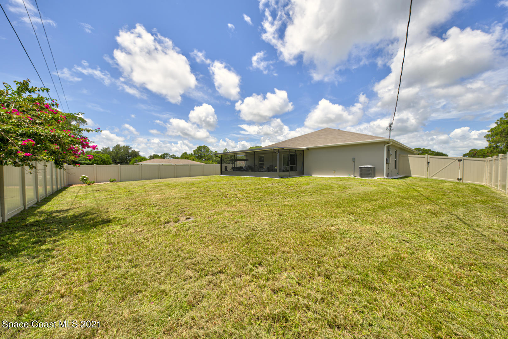 999 Commerce Road Southeast Palm Bay, FL 32909 - Photo 46 of 48 back of house right