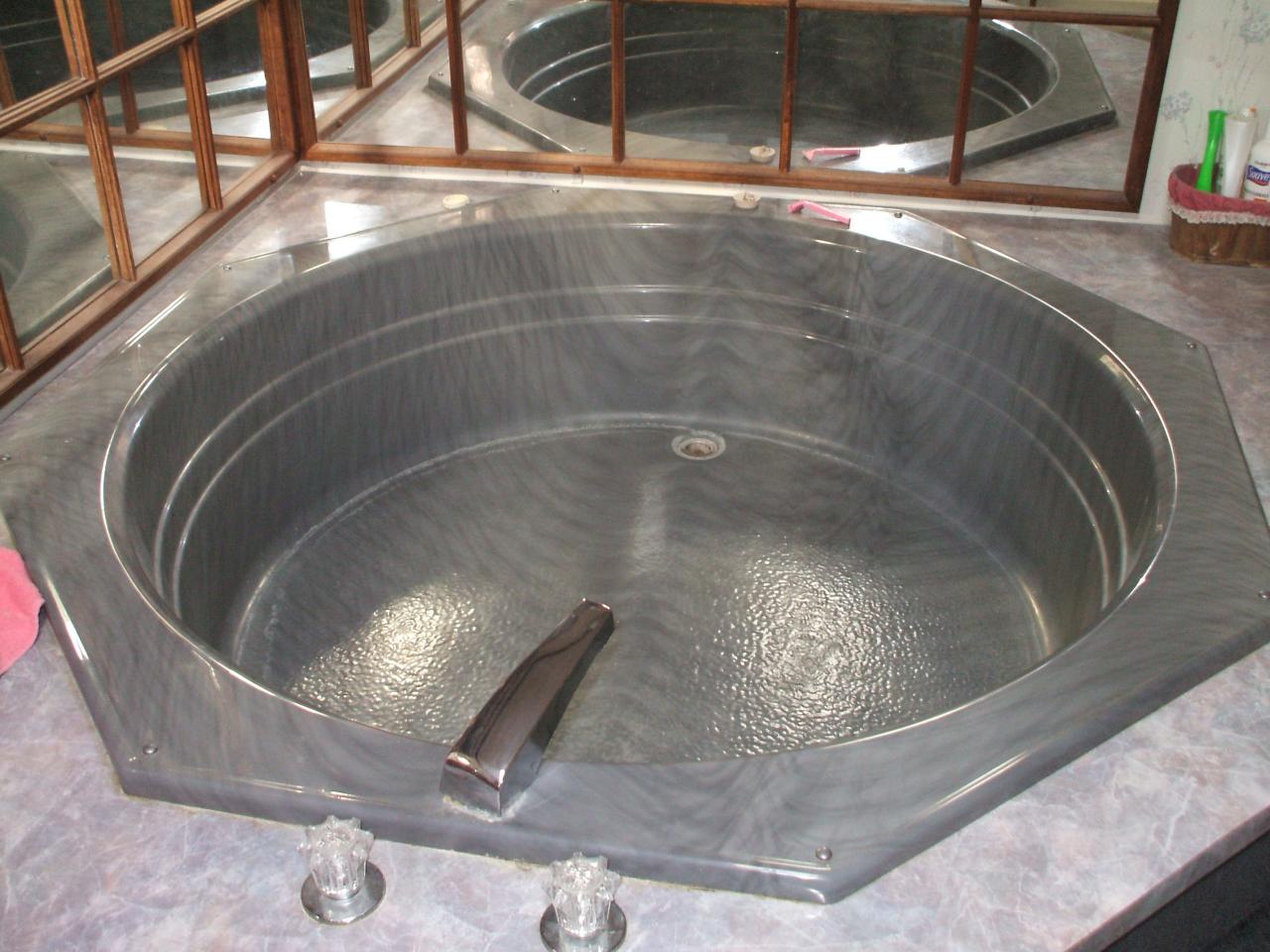 398 Wesley Road Daleville, VA 24083 - Photo 5 of 7 HOT TUB