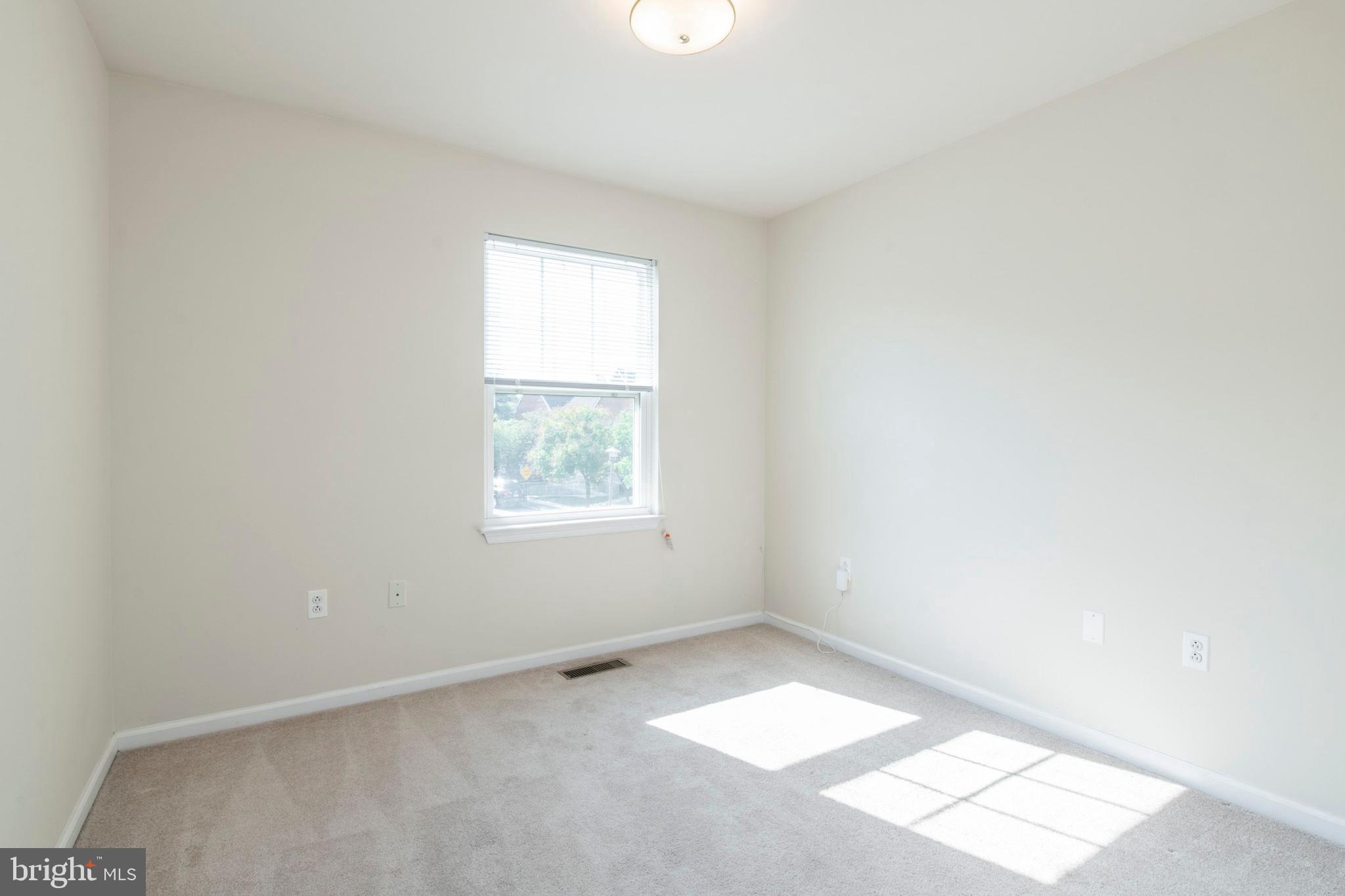 3718 Merrick Road Philadelphia, PA 19129 - Photo 27 of 44 Bedroom 3