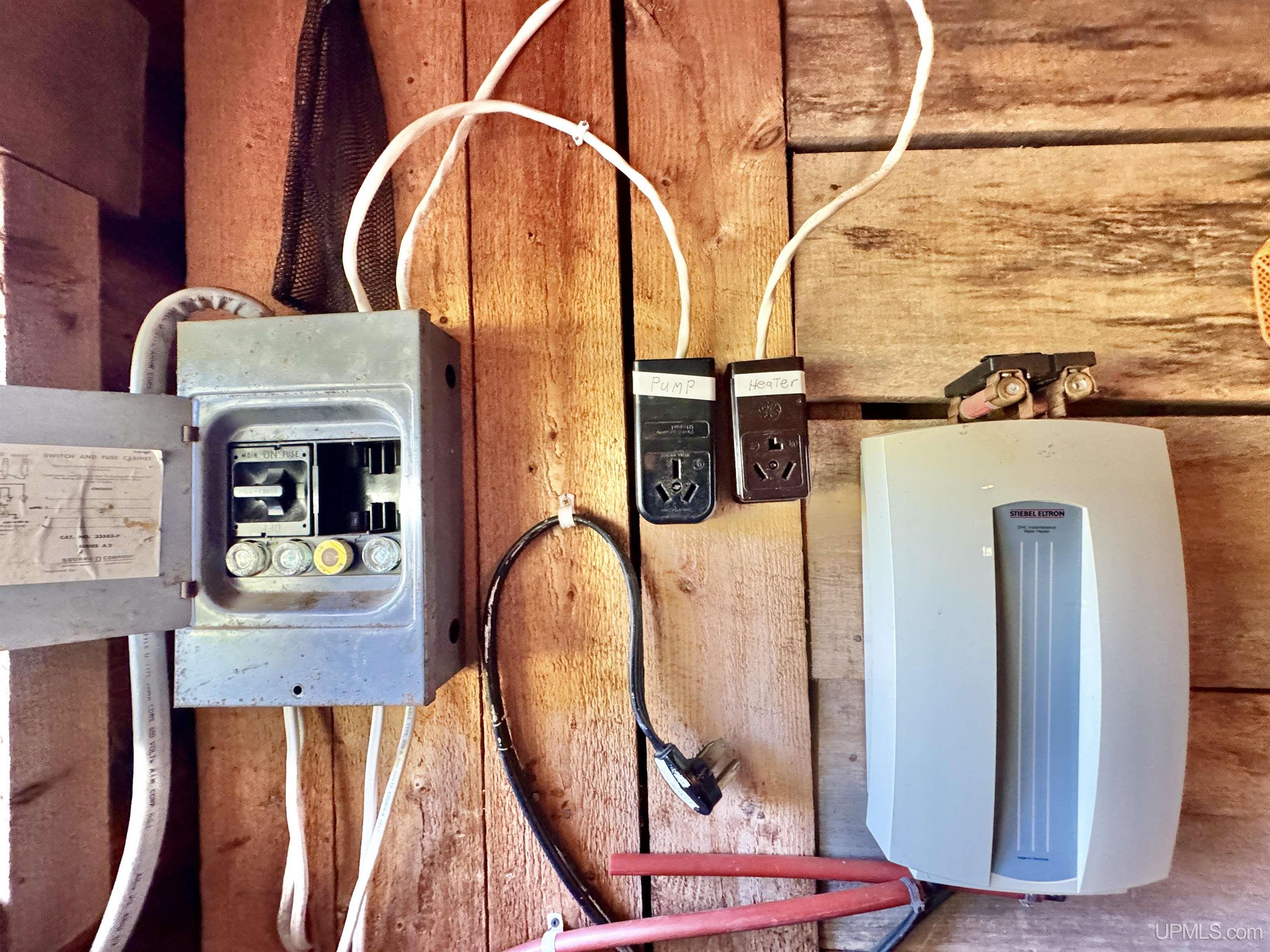 8357 School 16 Road Rapid River, MI 49878 - Photo 20 of 47