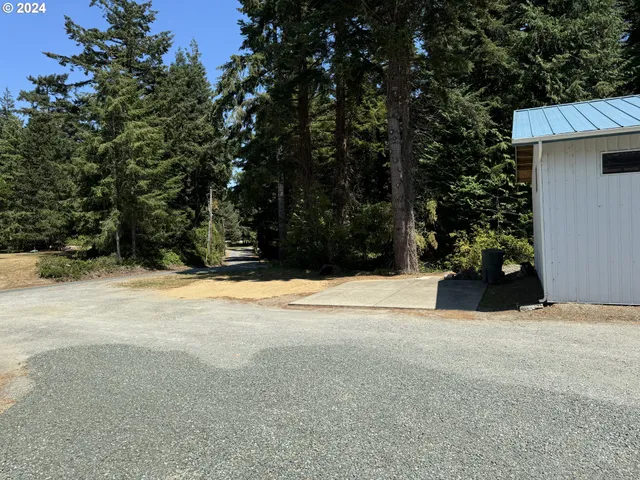 $1,290,000 | 56188 Prosper Jct Road, Bandon, OR 97411