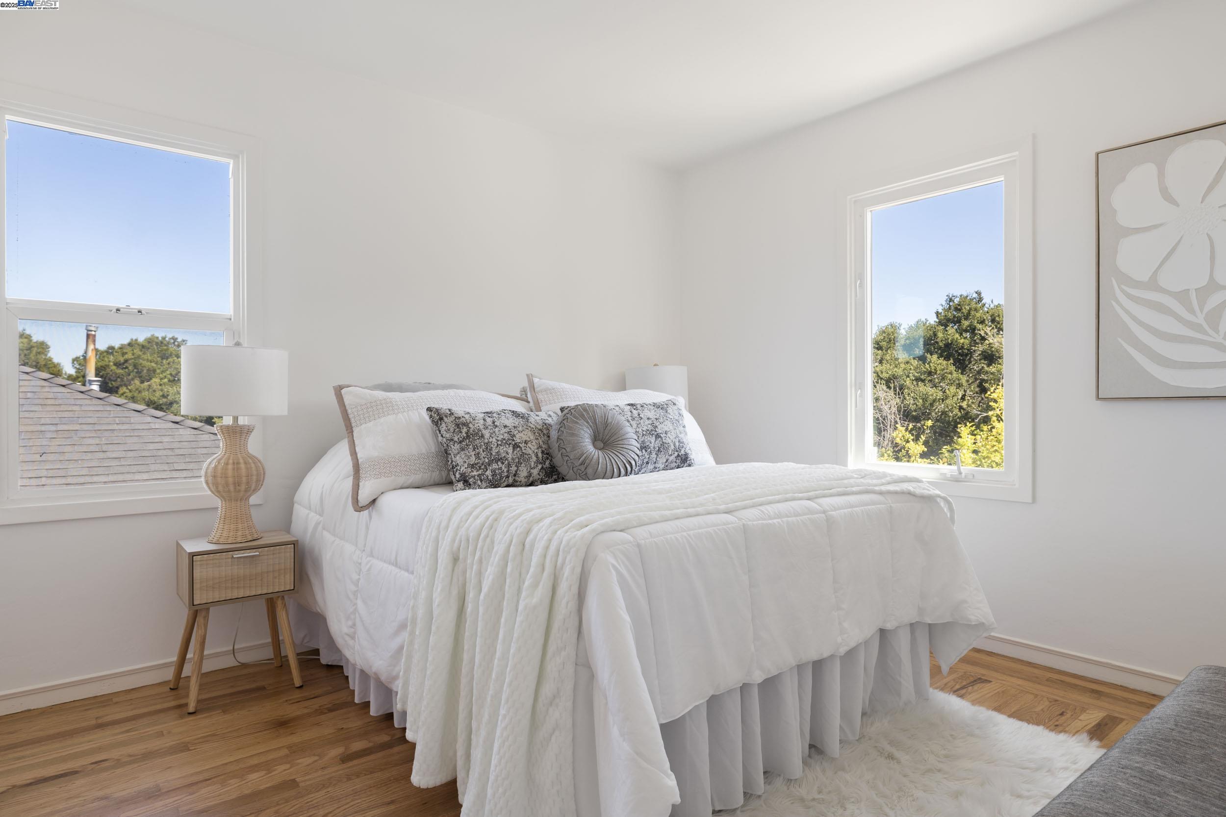 8802 Seneca Street Oakland, CA 94605 - Photo 12 of 30