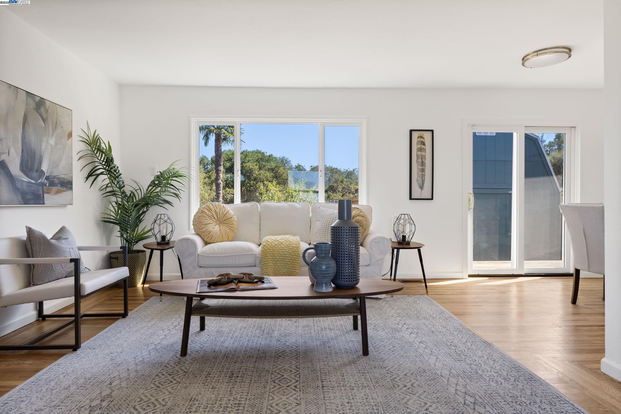 8802 Seneca Street Oakland, CA 94605 - Photo 3 of 30