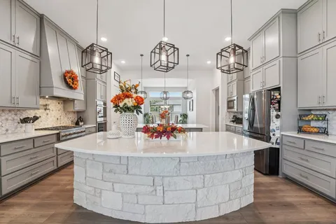 $845,000 | 149 Hamilton Branch, Liberty Hill, TX 78642