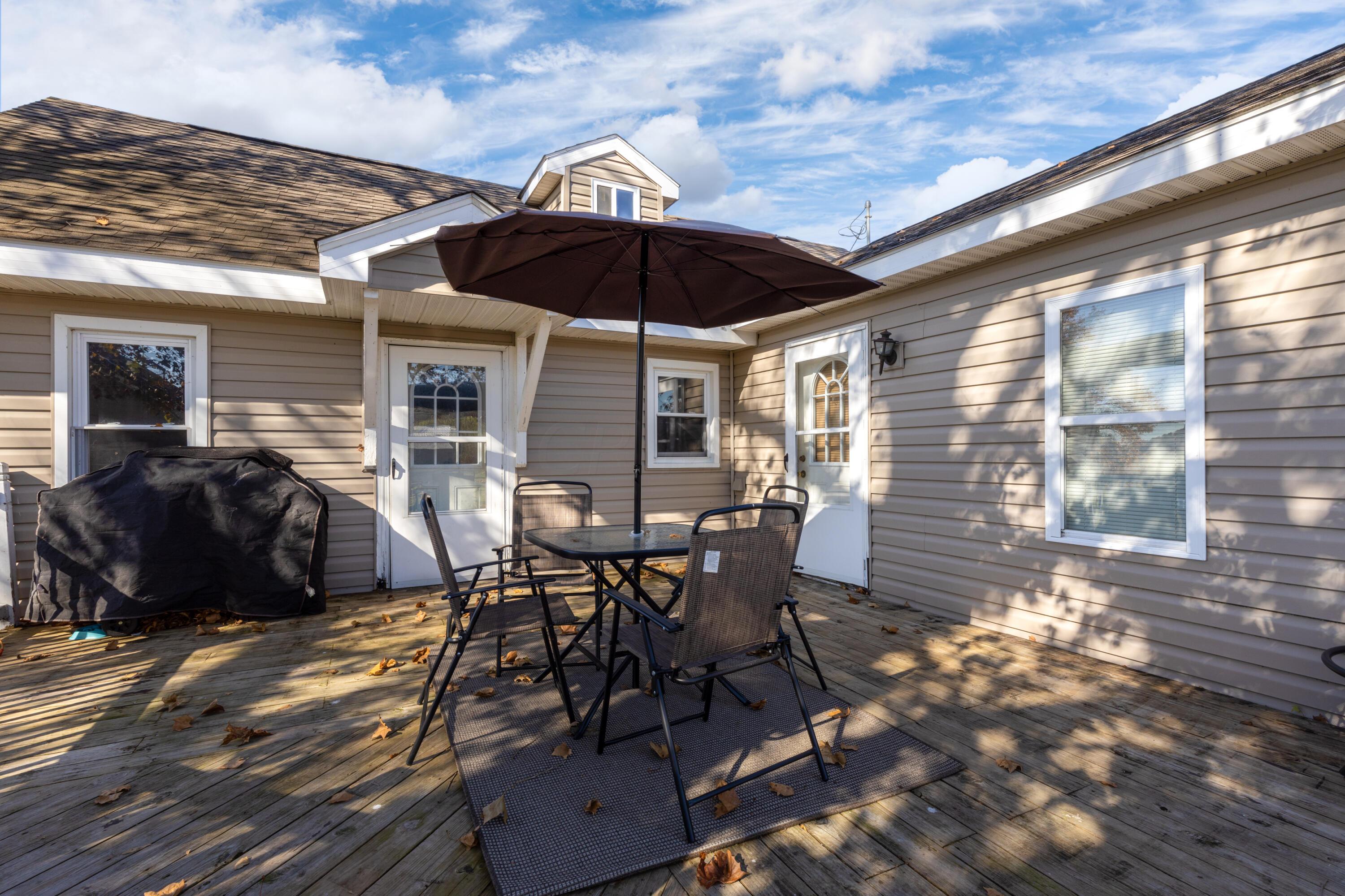 320 County Line Road Hopewell, OH 43746 - Photo 4 of 29 320CountyLineRd.-Exterior-4