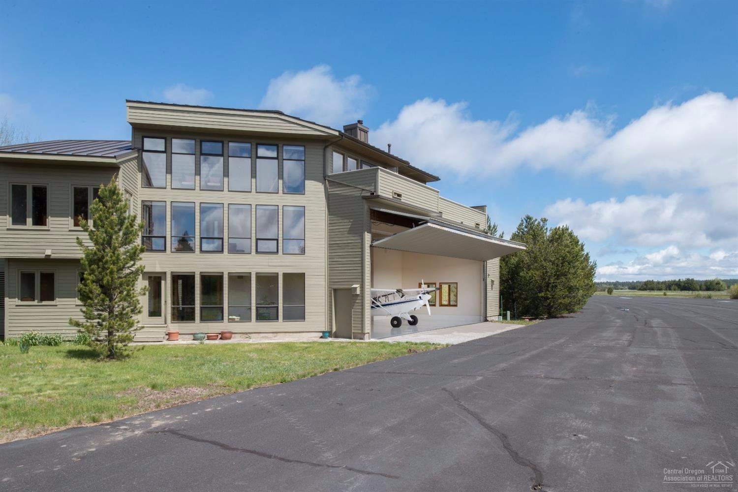 56872 River Road Sunriver, OR 97707 - Photo 2 of 21 Located in Sky Park, this oversized corn