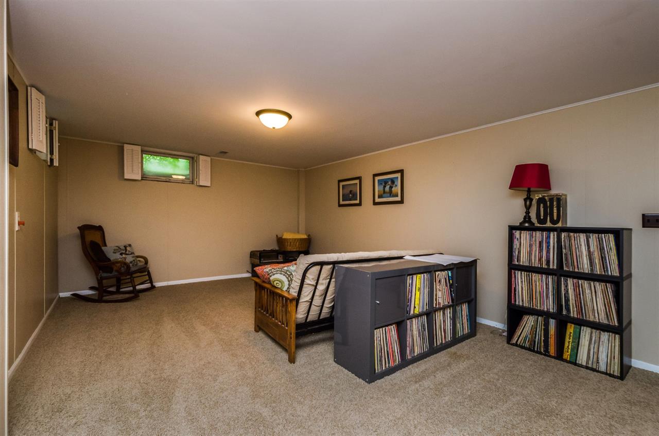 1433 Glendale Road Iowa City, IA 52245 - Photo 21 of 27 Gallery Image 21