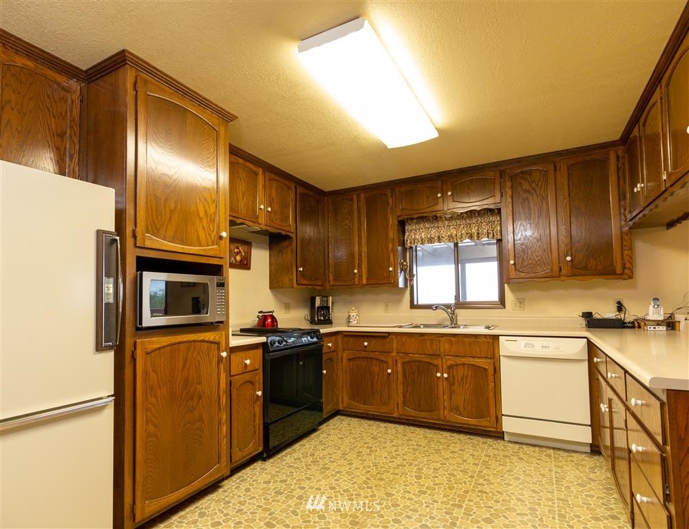 256 Wilson Road Mossyrock, WA 98564 - Photo 9 of 25 Gallery Image 9