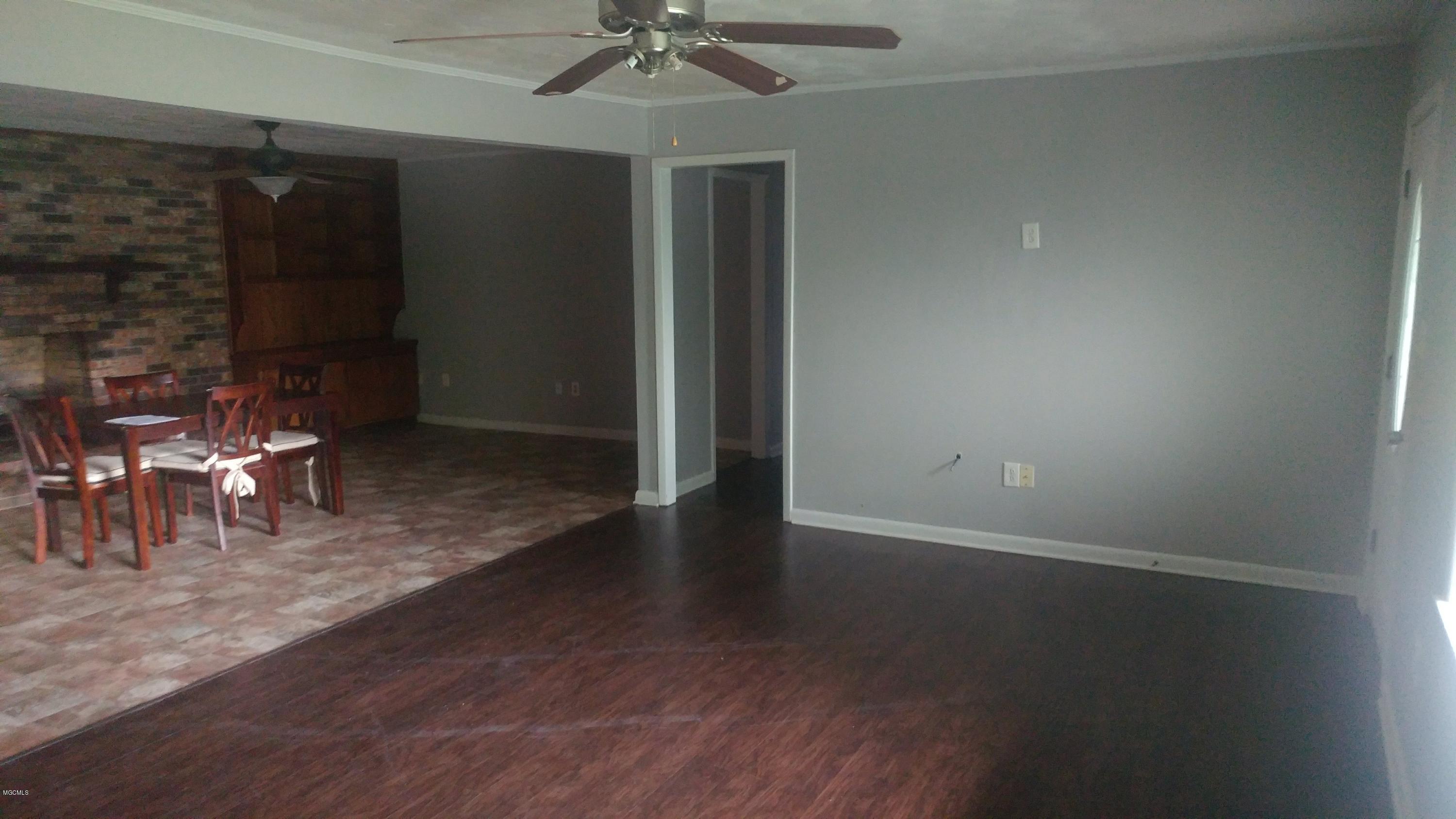 11192 Klein Road Gulfport, MS 39503 - Photo 4 of 21 20180327_172719