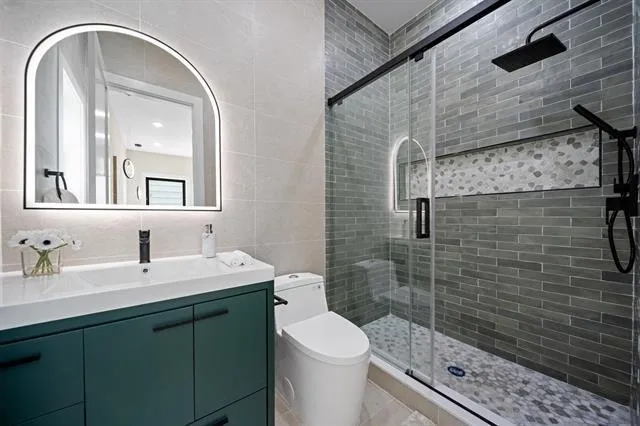 $5,995 | 27 Graham Street, Unit 1, Jersey City, NJ 07307