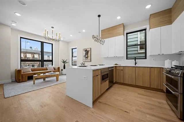 $5,995 | 27 Graham Street, Unit 1, Jersey City, NJ 07307